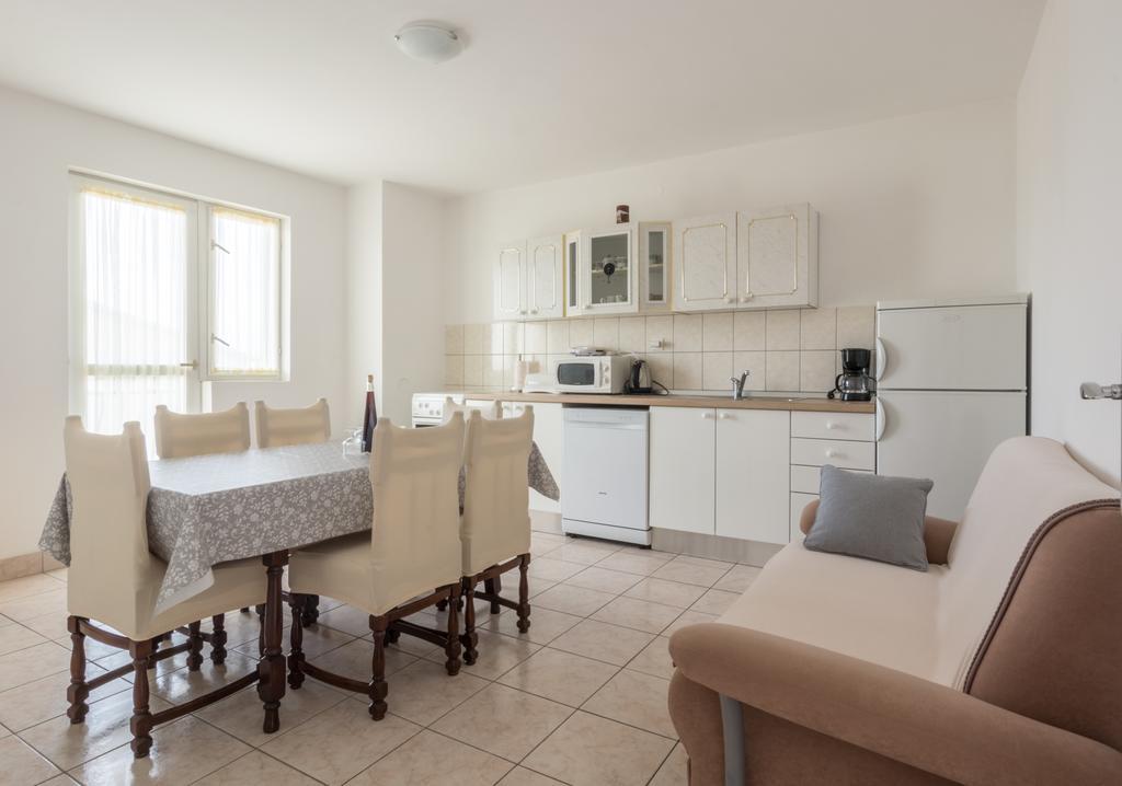 Apartment Boja 비오그라드나모루 외부 사진